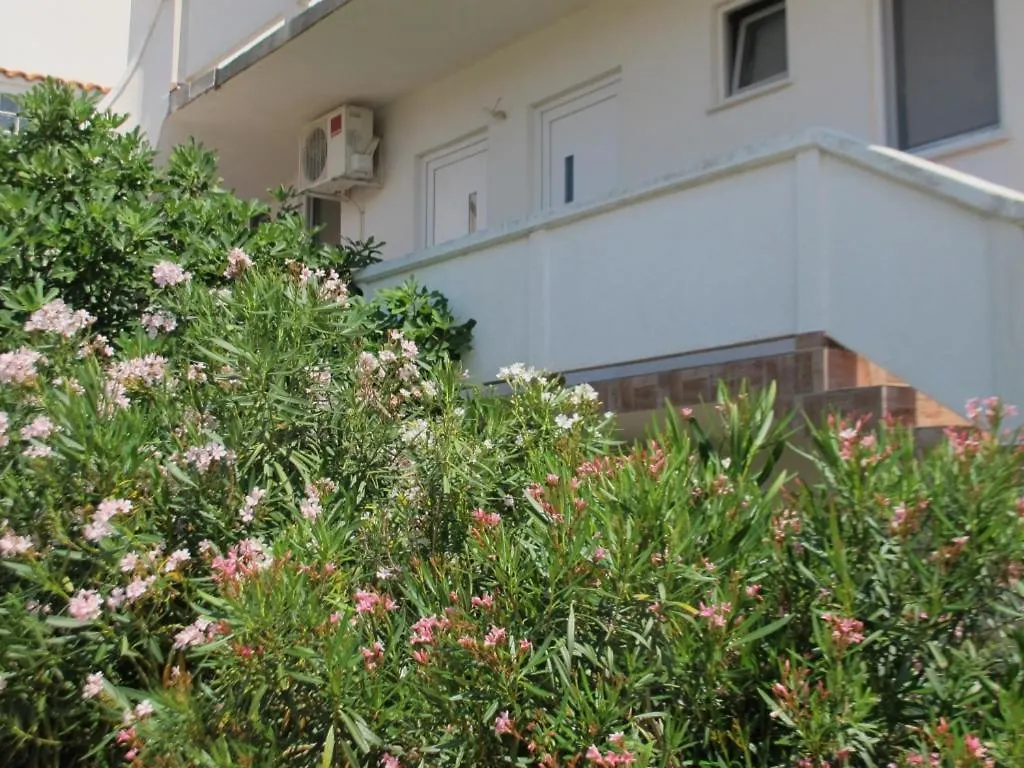 Apartment In Vir With Sea View, Terrace, Air Conditioning, Wifi 4472-2